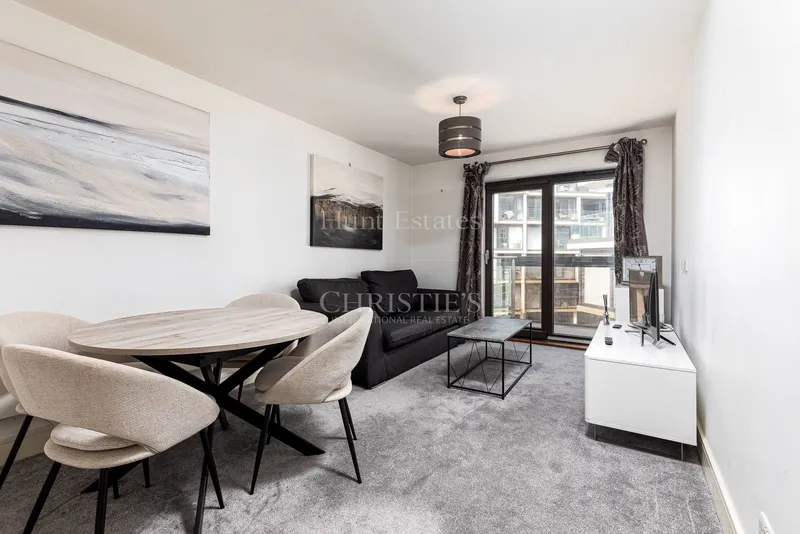 Two Bedroom Apartment With Sea Views — photograph 6