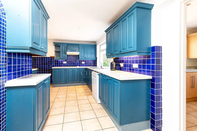 Rare Opportunity To Purchase A Family Home In Clos De Noirmont — photograph 4