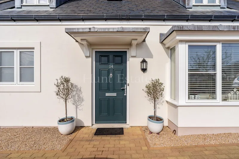 An immaculate two bedroom, two bathroom house – over 55’s only — photograph 3