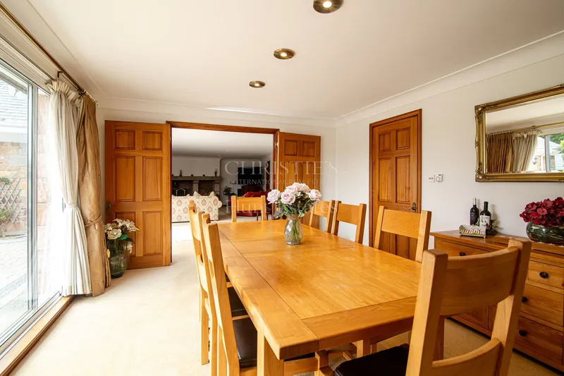 Substantial 4 Bedroom Dormer Bungalow In A Delightful Rural Setting — photograph 6