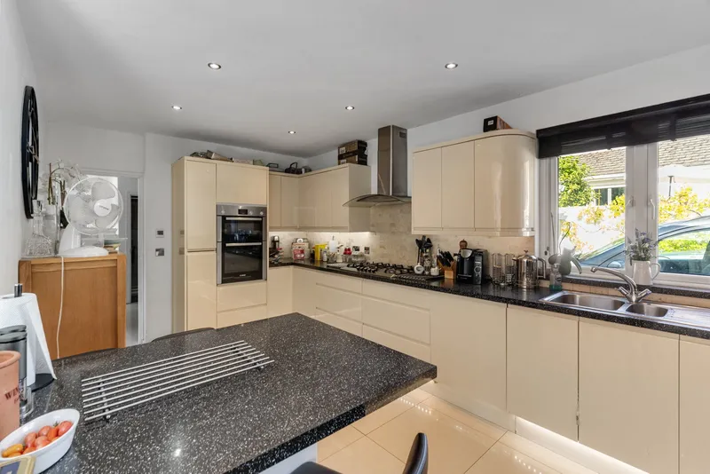 Versatile Detached Bungalow Home with Two Bedroom Annexe — photograph 8