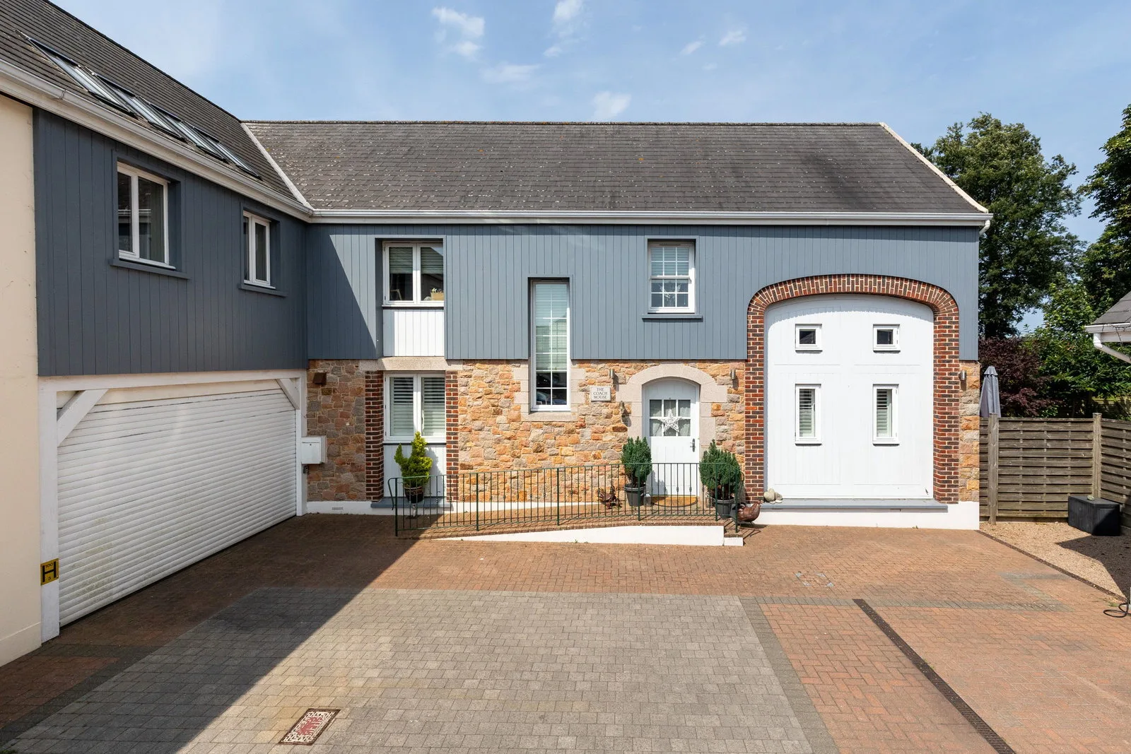 Four Bedroom Traditional Barn Conversion — main photograph