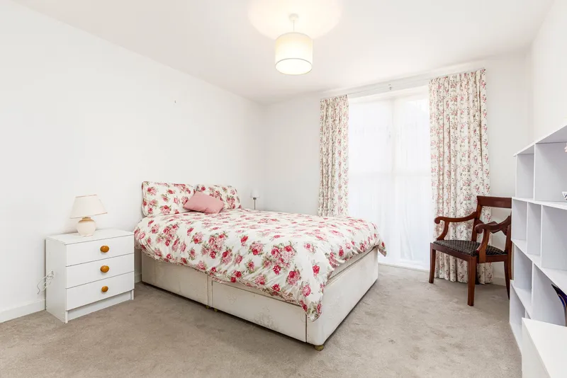 Modern Two-Bedroom Ground Floor Apartment in Gorey Village — photograph 10