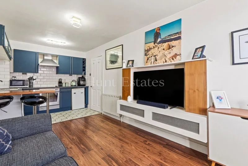 Portelet Apartment Retreat! — photograph 5