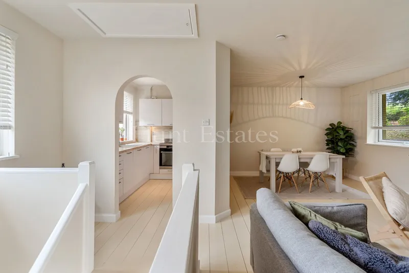 Two-Bedroom Terraced Cottage in a Rural St Lawrence Location — photograph 4