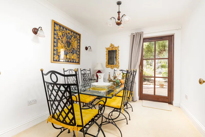 Ground Floor Apartment With Terrace In St Brelade — photograph 3