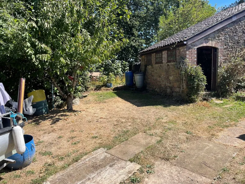 Granite Outbuilding for Potential Development and Adjoining 2.2 v Equine Approved Field — photograph 4