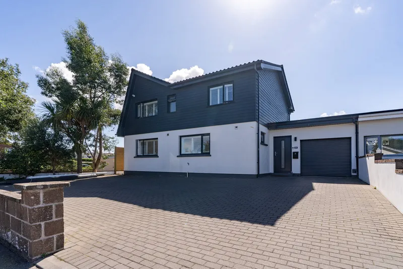 Beautiful Immaculate Four Bedroom Family Home — main photograph