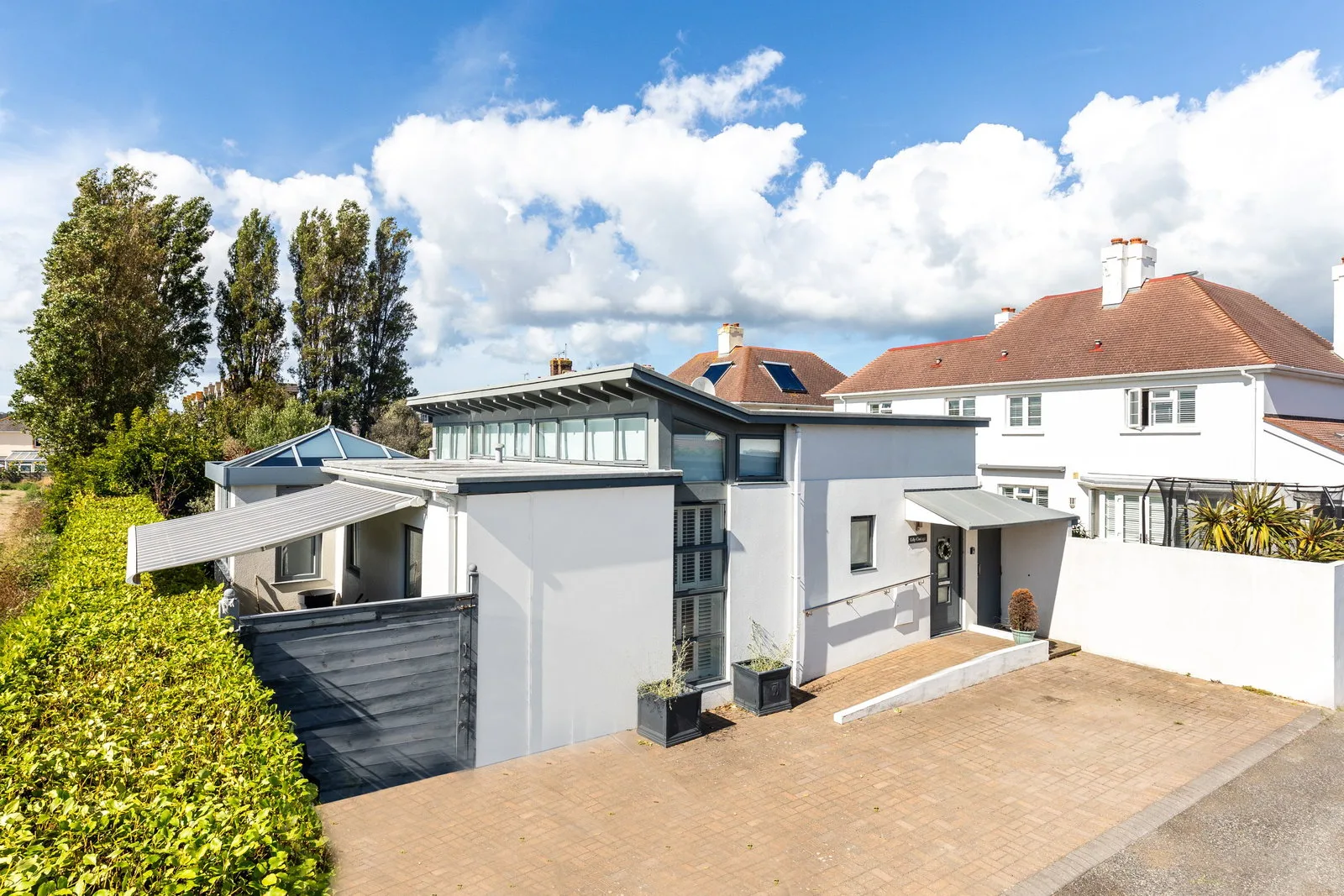 Modern Two Bedroom Detached Bungalow — main photograph