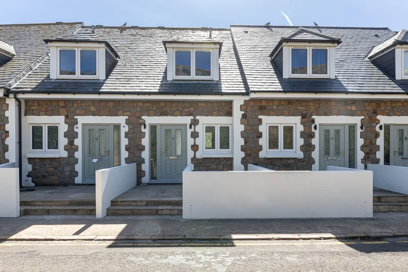 Three Bedroom Cottage with Uninterrupted Views of St Ouen’s Bay — photograph 4