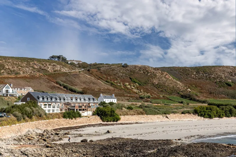 Three Bedroom Cottage with Uninterrupted Views of St Ouen’s Bay — photograph 3