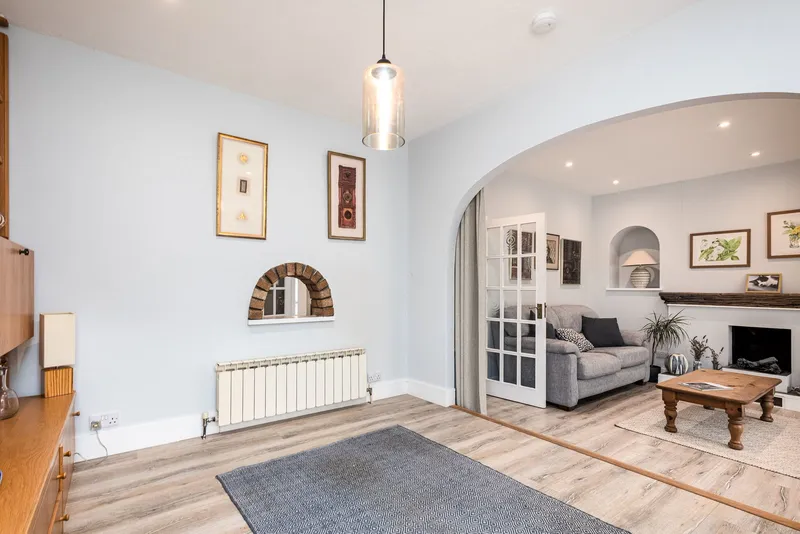 Four Bedroom Family Home on a Private Road St Helier — photograph 7