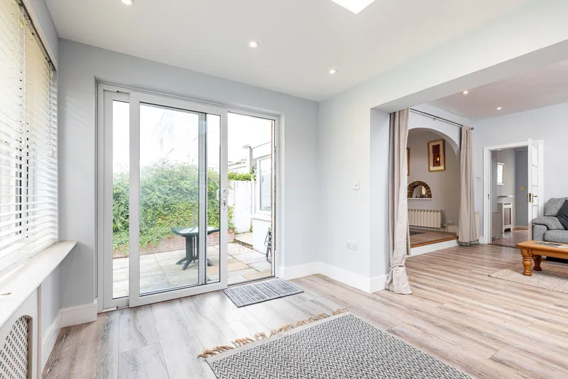 Four Bedroom Family Home on a Private Road St Helier — photograph 9