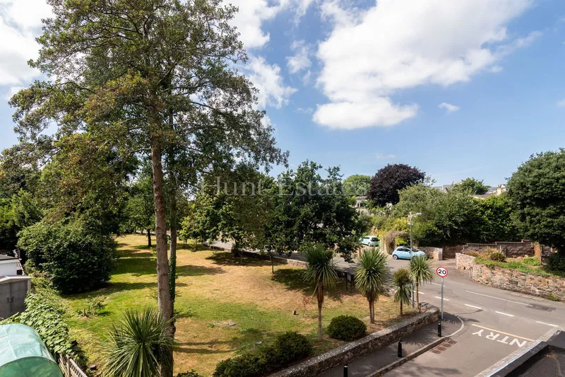 Property Development Opportunity — photograph 4