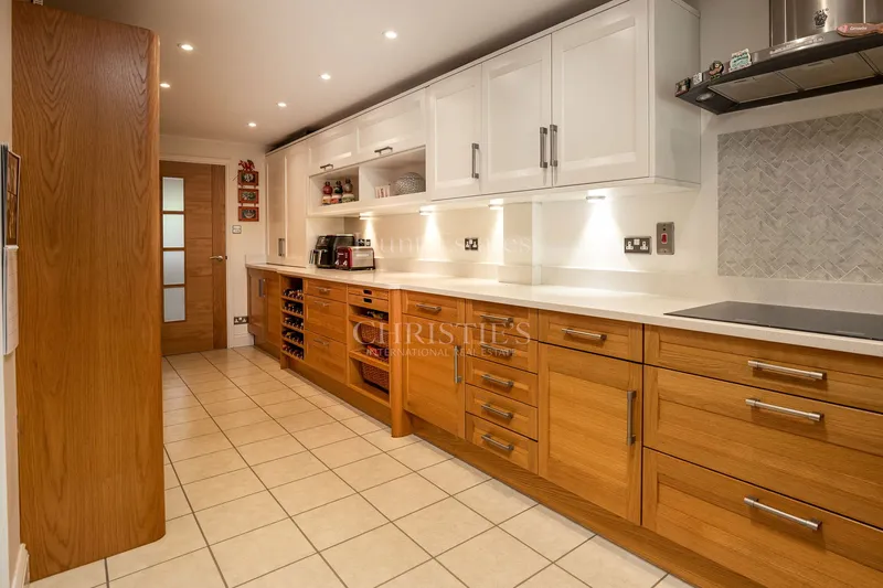 Generously Sized Five Bedroom Family Home — photograph 7