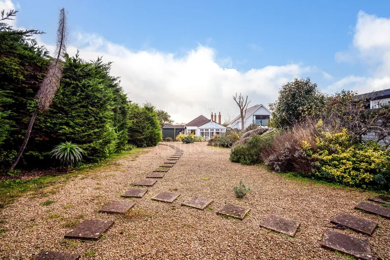 Opportunity For One or Two Properties On Large Site — photograph 3