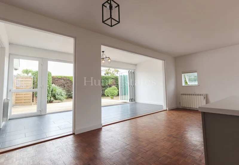 Detached home close to Le Moye Golf Course — photograph 7