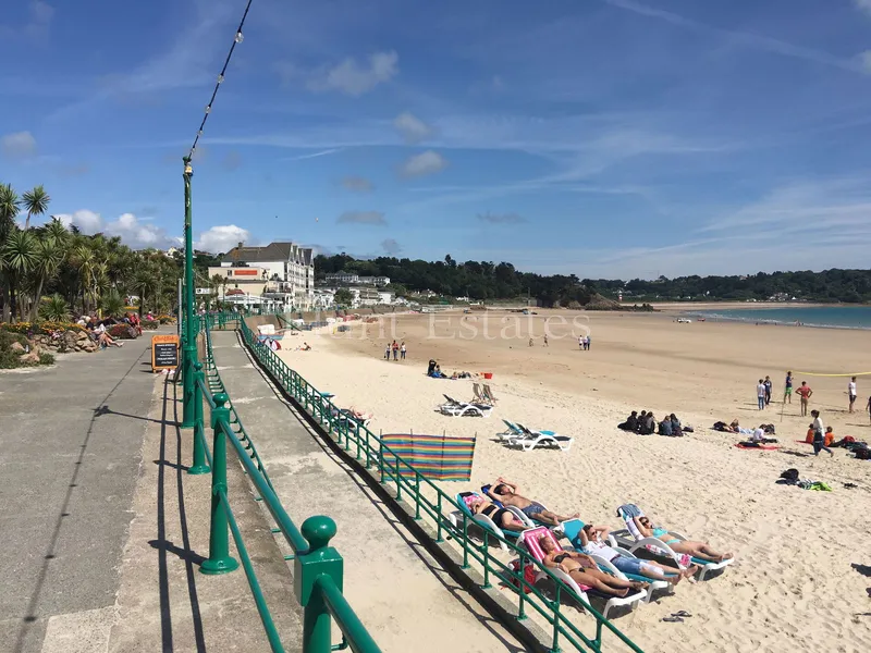 ST BRELADE’S BAY TWO-BEDROOM APARTMENT AVAILABLE TO NON-JERSEY RESIDENTS — photograph 3