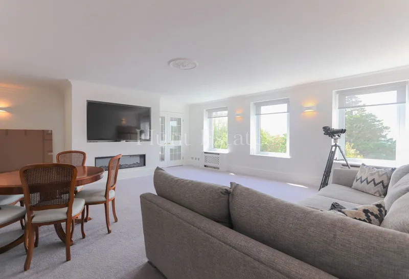Spacious Apartment In Luxurious Development In St. Brelade’s Bay — photograph 10
