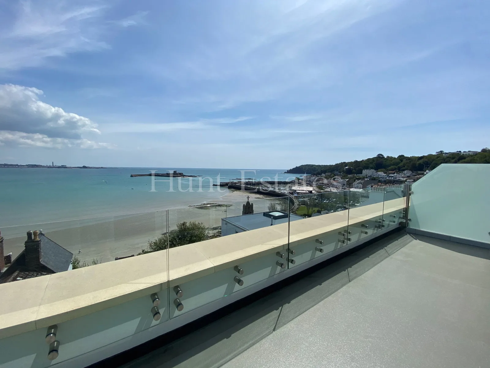 Four Bedroom St Aubin’s Home with Sea Views — main photograph