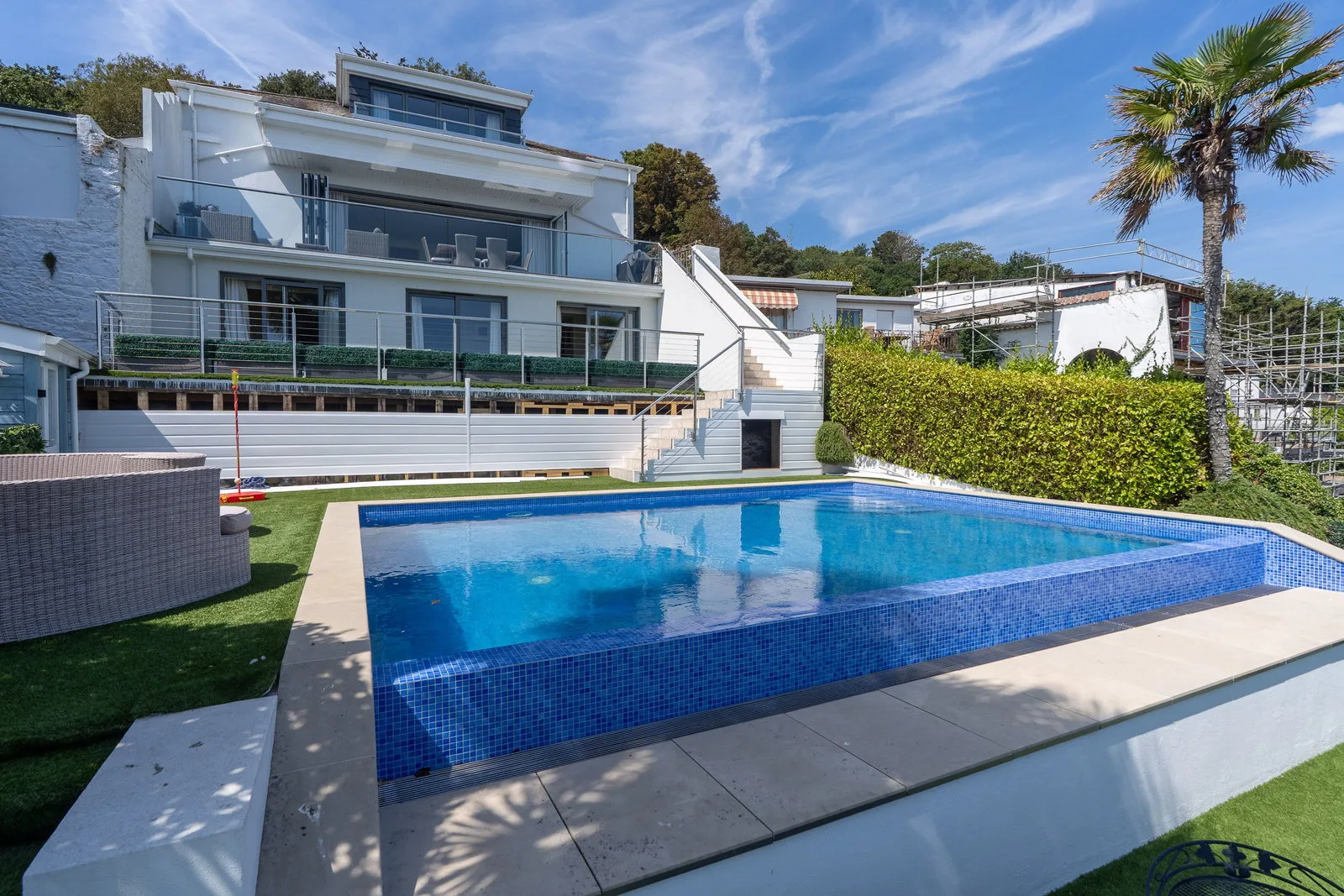 A Stunning Fully Furnished Executive Home with Spectacular Views In St Aubin — main photograph