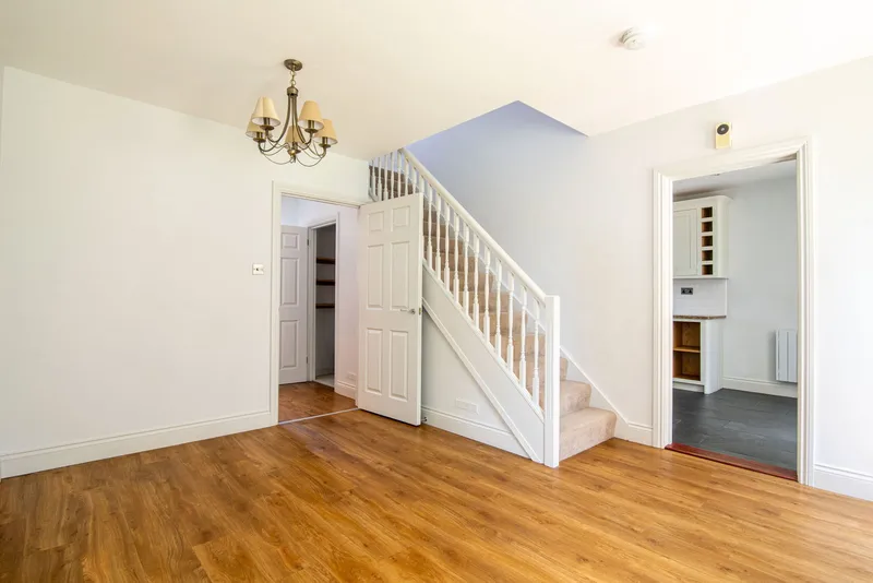 Three Bedroom, Two Bathroom Granite Cottage In A Delightful Hamlet Setting — photograph 7