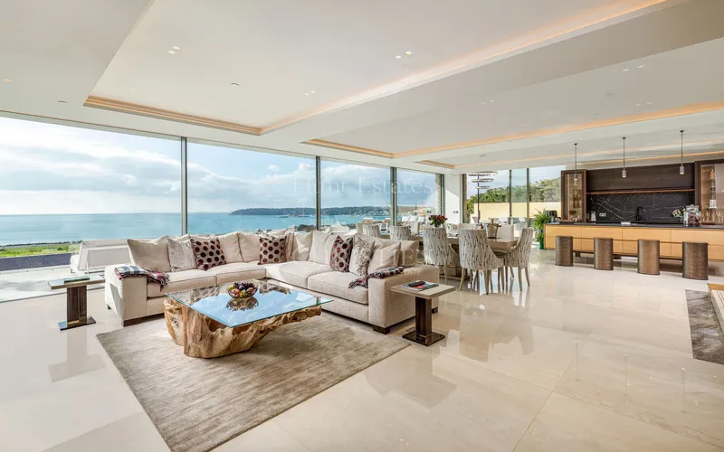 Luxurious New Home In Elevated Position Overlooking St Aubin’s Bay — photograph 8