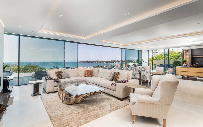 Luxurious New Home In Elevated Position Overlooking St Aubin’s Bay — photograph 5