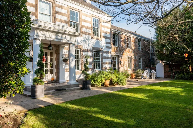 Beautiful Home Set in Picturesque Grounds — main photograph