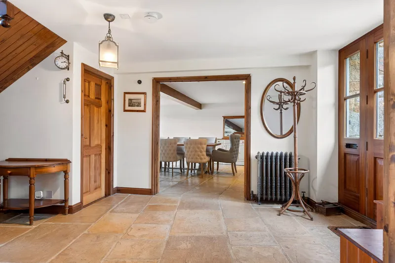 Traditional Granite Home with Separate Unit — photograph 9