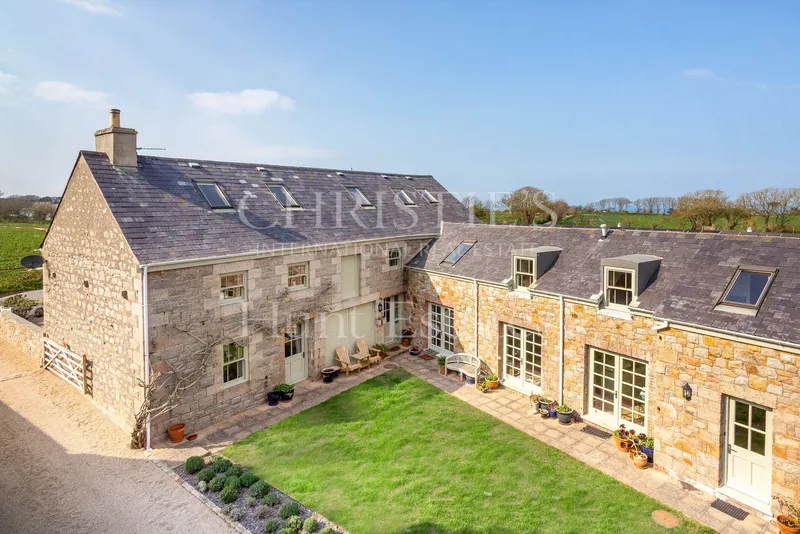Traditional Granite Home with Separate Unit in Rural Parish — main photograph