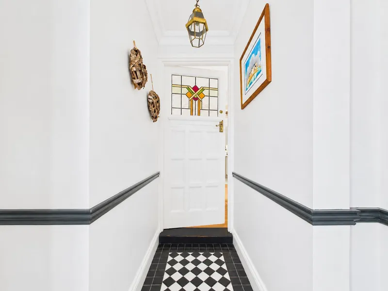 St Clement — photograph 4