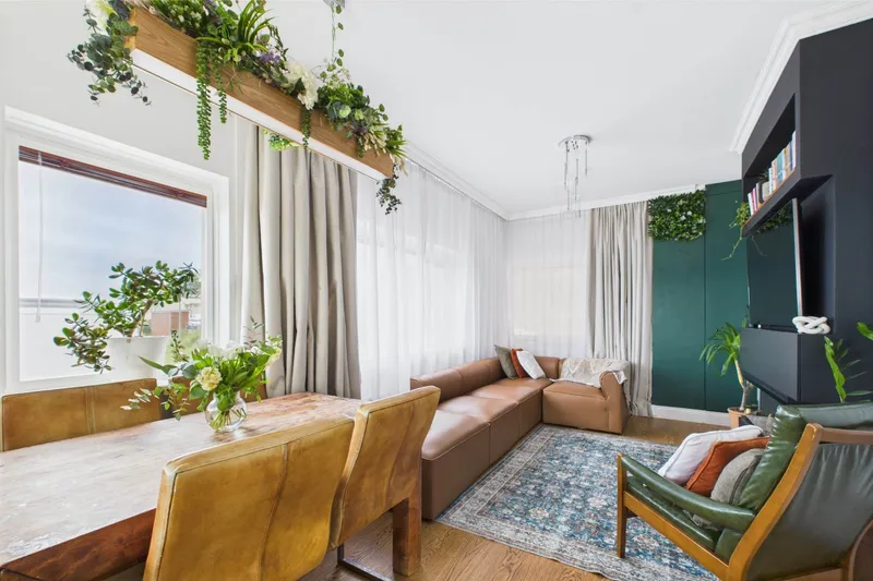 Flat 2, Regent Heights — photograph 4