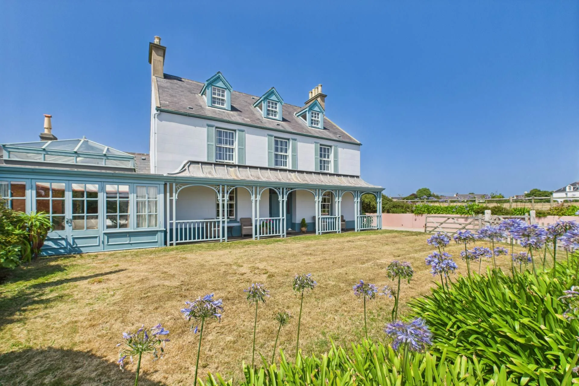Uplands House — photograph 1