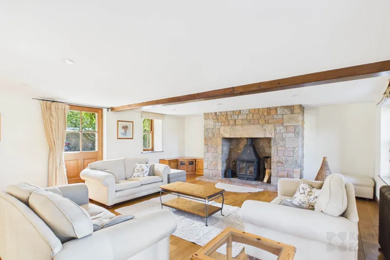 Edgefield Barn — photograph 4