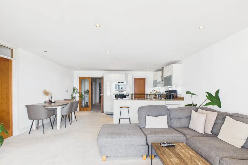 20 West Park Apartments, St Helier — photograph 10