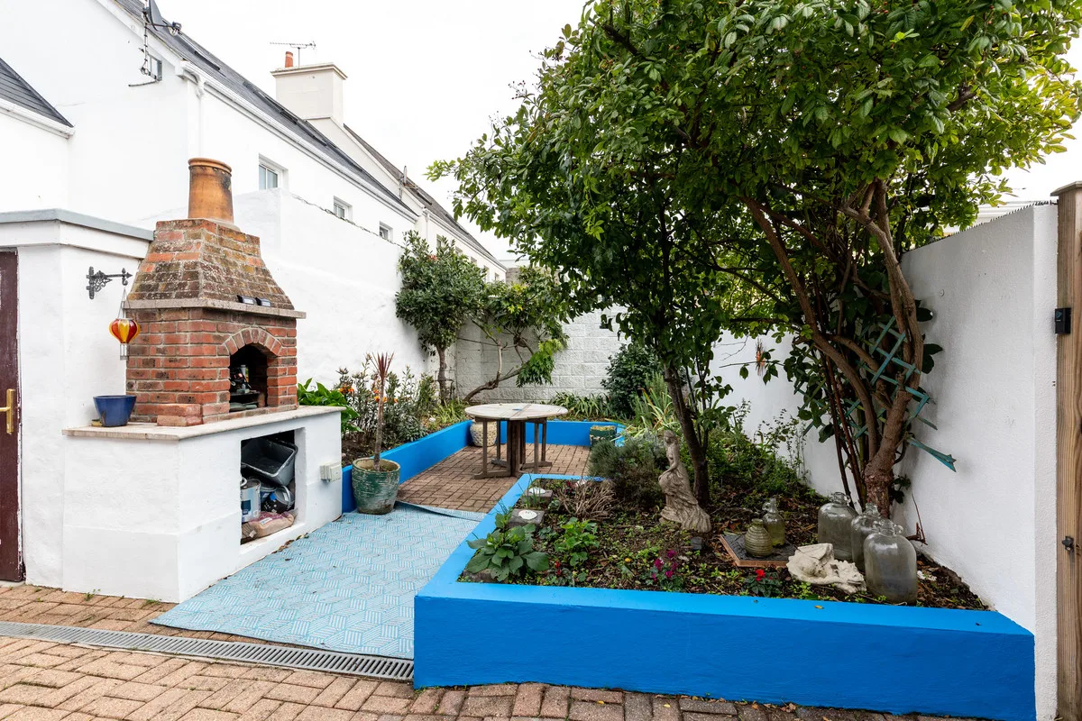 Aquila Road, St. Helier — main photograph