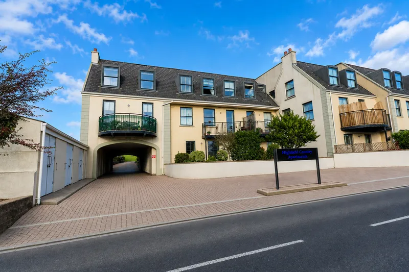 Highfield Country Apartments — main photograph