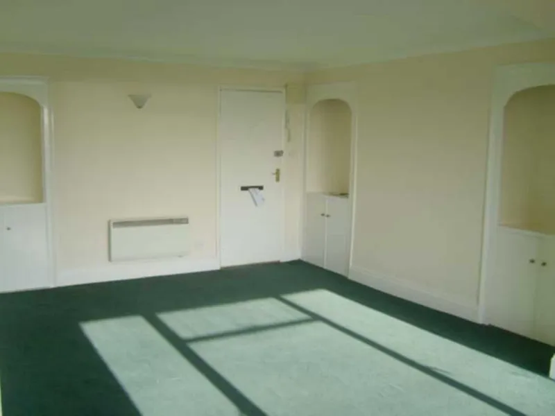 Beaulieu Court, Le Vieux Beaumont — photograph 3