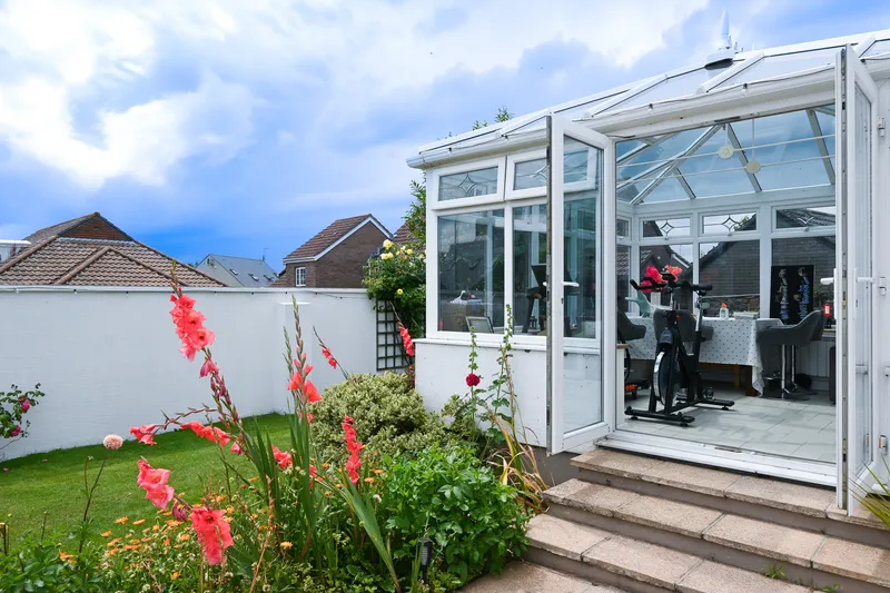 2 Bedroom Bungalow, St Clement — photograph 10