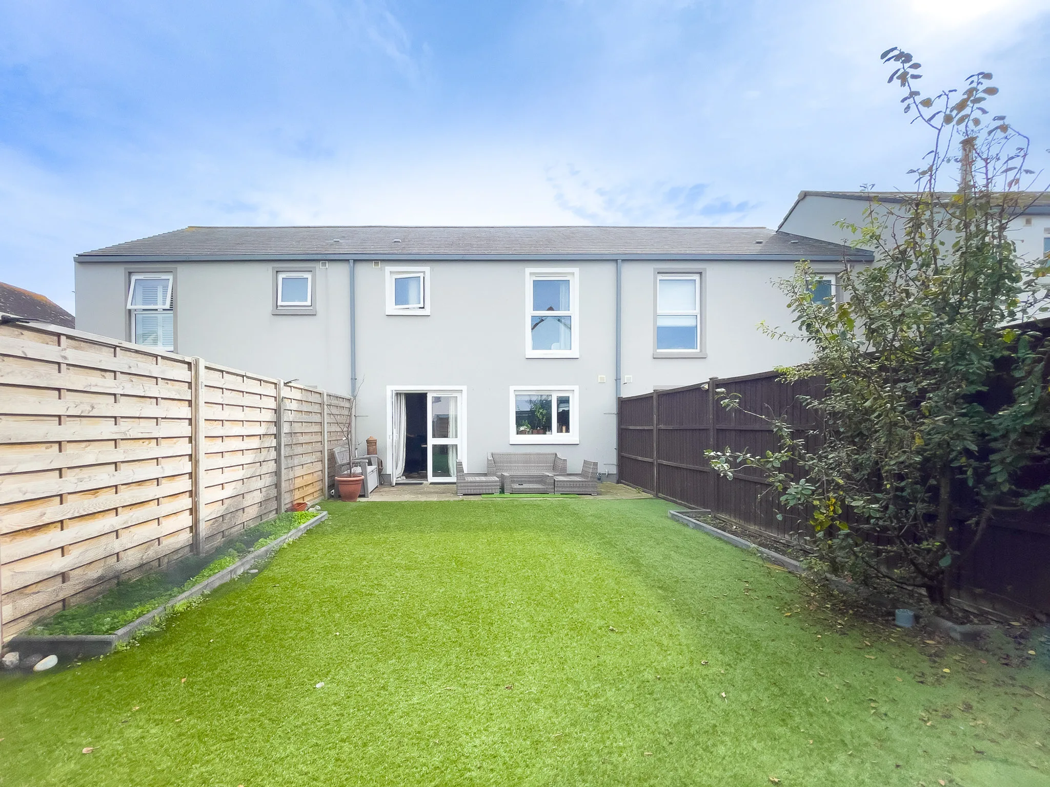 3 Bedroom House, St Clement — photograph 1