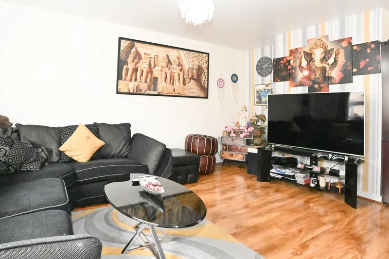 3 Bedroom House, St Clement — photograph 6