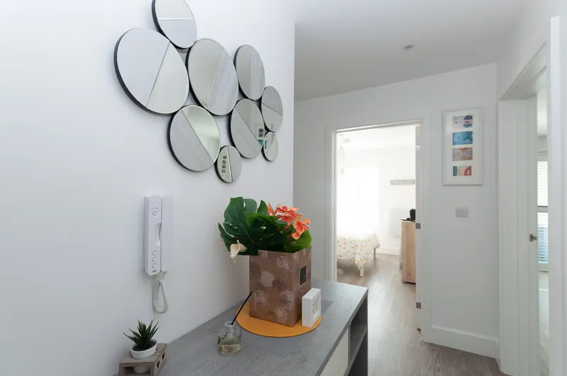 2 Bedroom Balcony Apartment with Parking — photograph 10