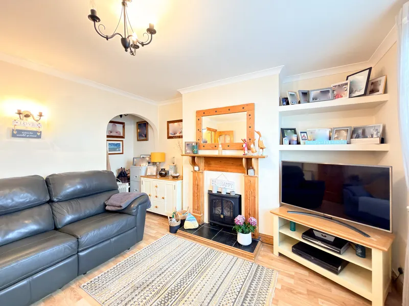 3 Bedroom House, St Clement — photograph 9