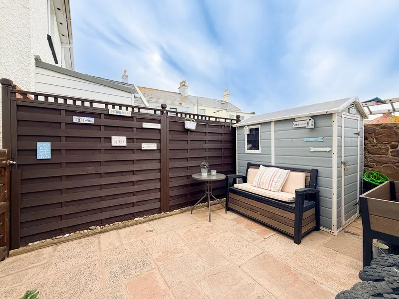 3 Bedroom House, St Clement — photograph 4