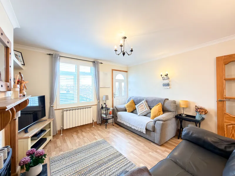 3 Bedroom House, St Clement — photograph 7