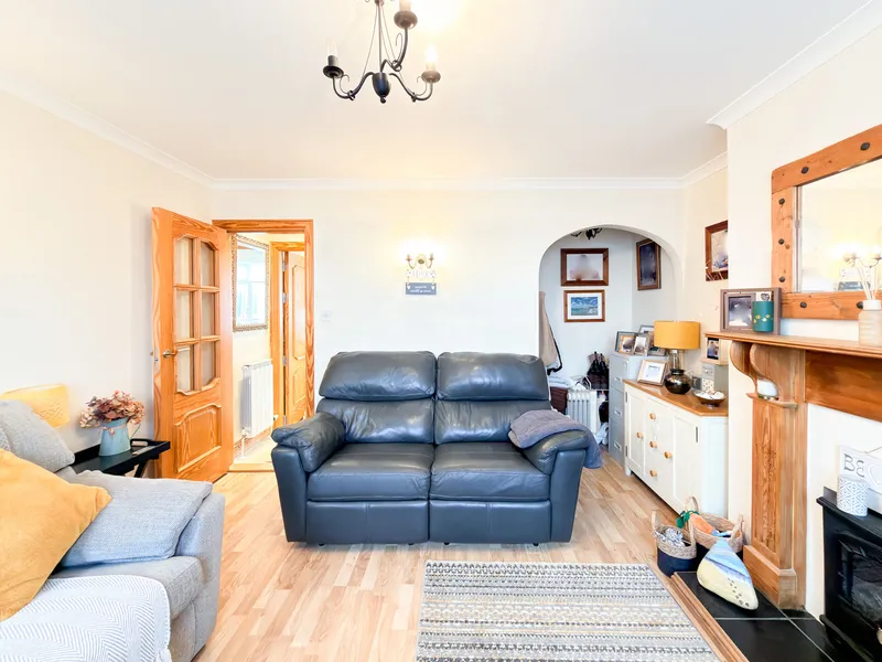 3 Bedroom House, St Clement — photograph 8
