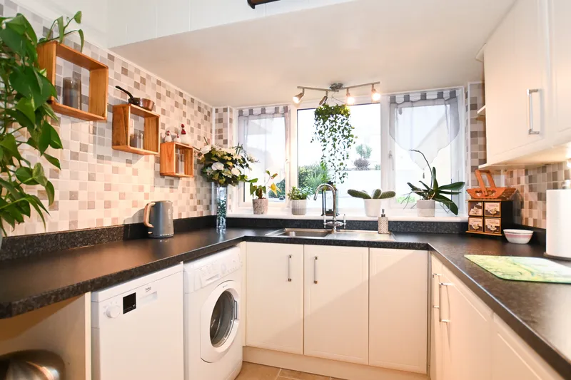 3 Bedroom House, St Helier Outskirts — photograph 4