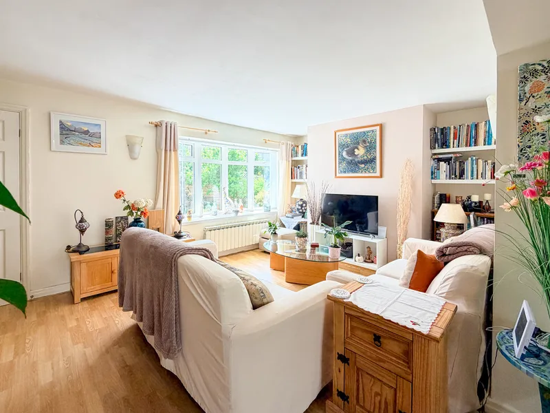 3 Bedroom House, St Helier — photograph 7