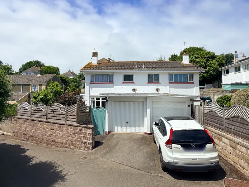 3 Bedroom House, St Helier — main photograph
